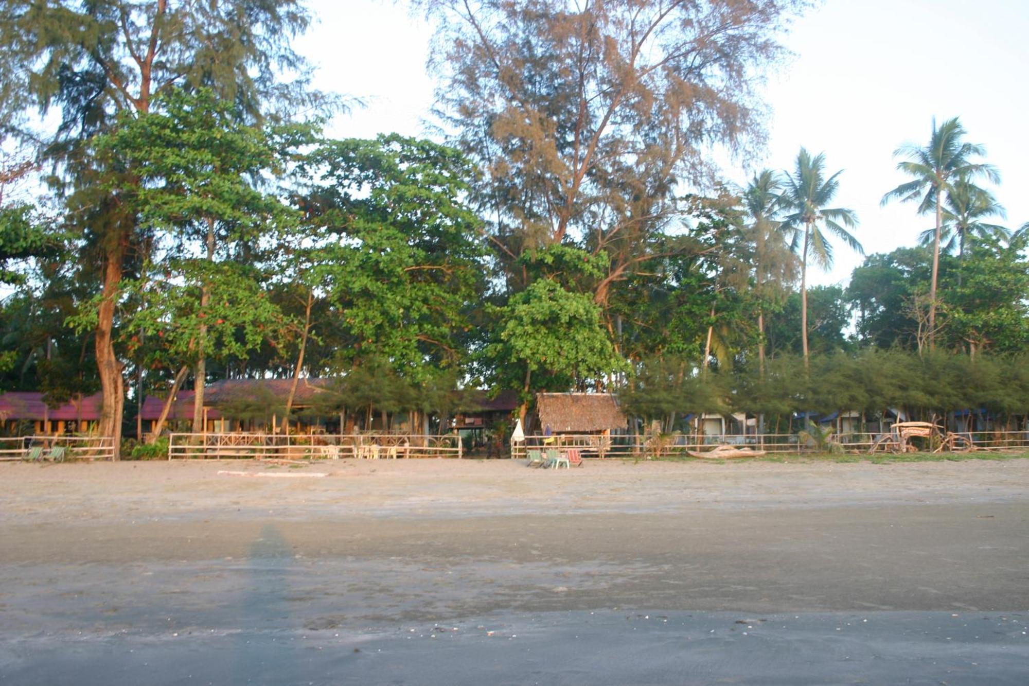 Sukorn Andaman Beach Resort Szukon-sziget Kültér fotó